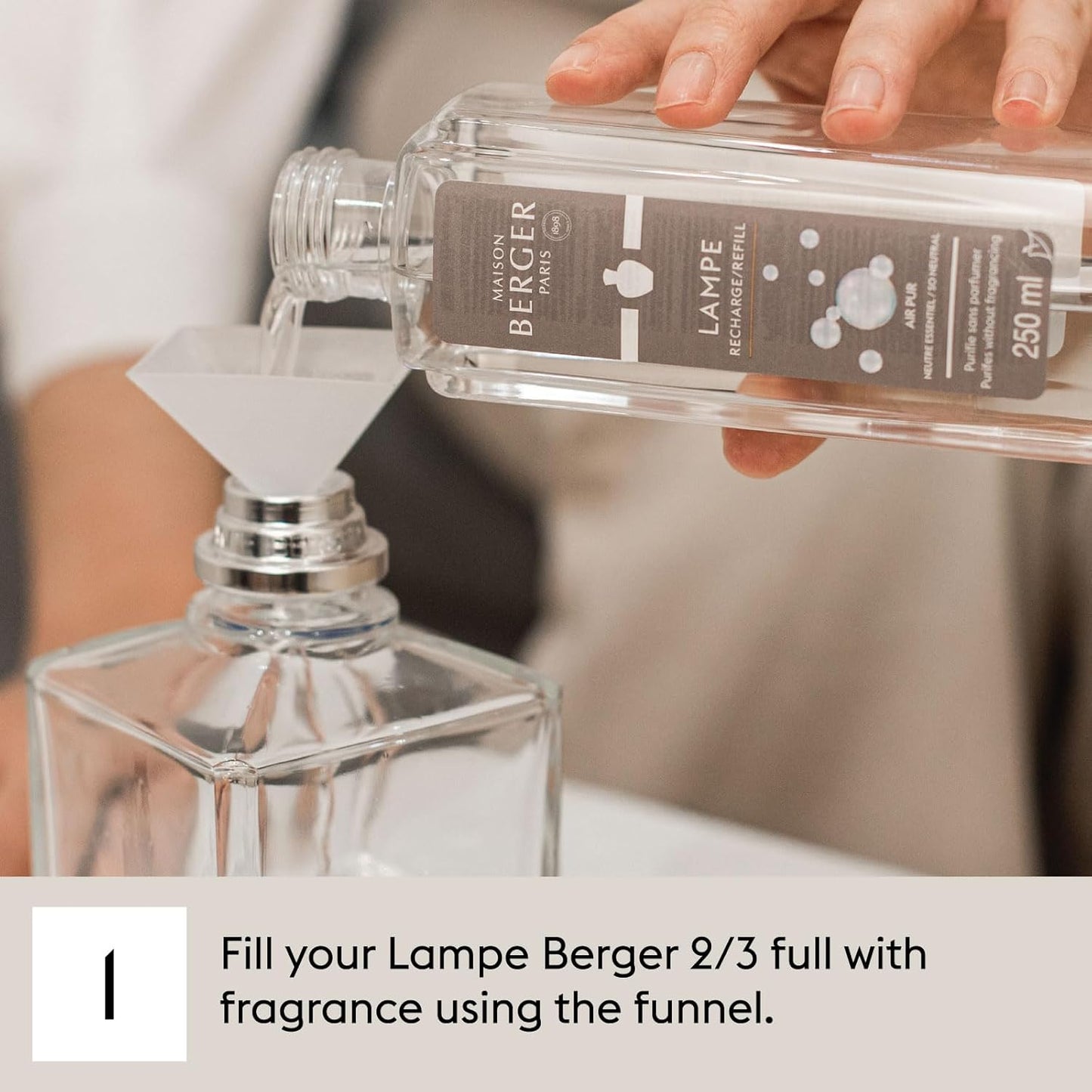 MAISON BERGER - Mystic Leather - Lampe Berger Fragrance Refill for Home Fragrance Oil Diffuser - Air Freshener - 33.8 Fluid Ounces - 1 Liter