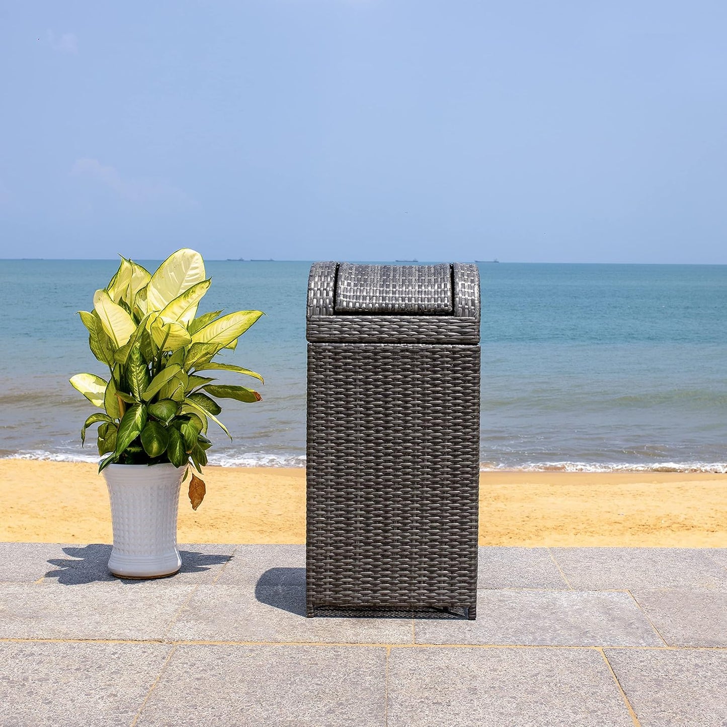 SAFAVIEH Outdoor Collection Mazeli Grey Brown Woven Swing Top Dome Lid Trash Bin (Fully Assembled) PAT7511C